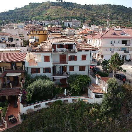 Caia Appartamenti Tropea Buitenkant foto